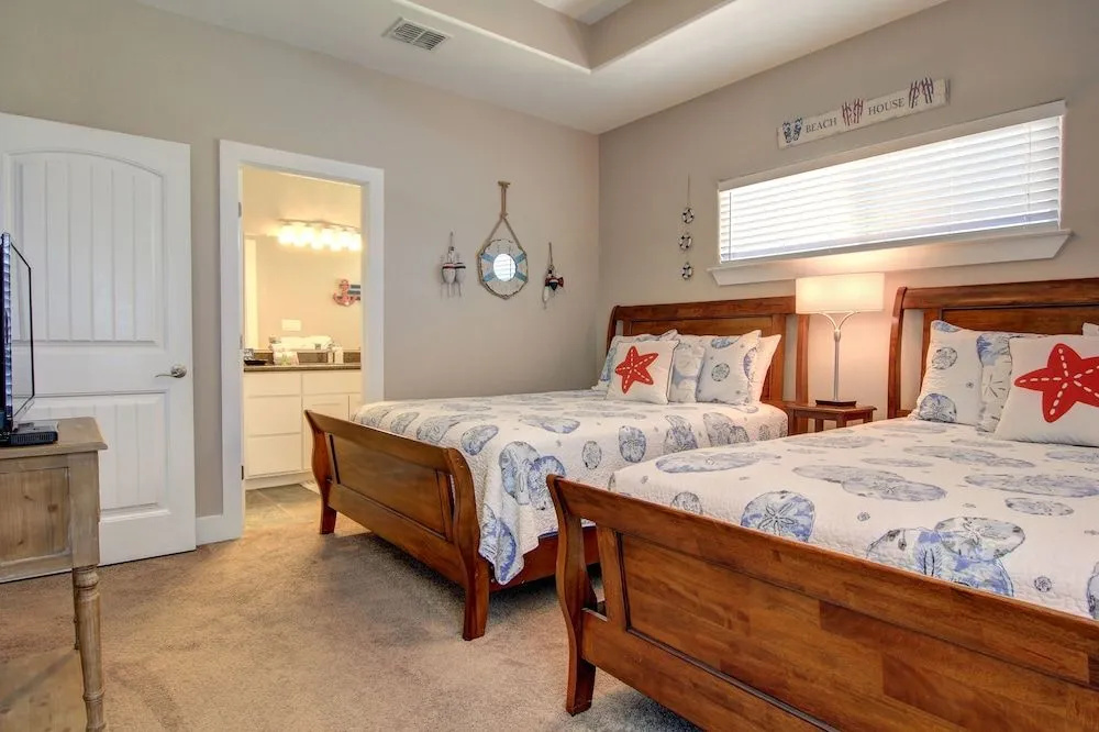 Mi Casa' Tu Casa' Bh1900 4 Bedrooms 4 Bathrooms Home