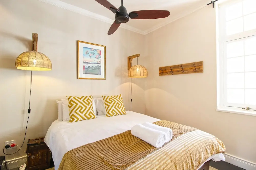 Victoria Court 111 - in Cape Town (Camps Bay)