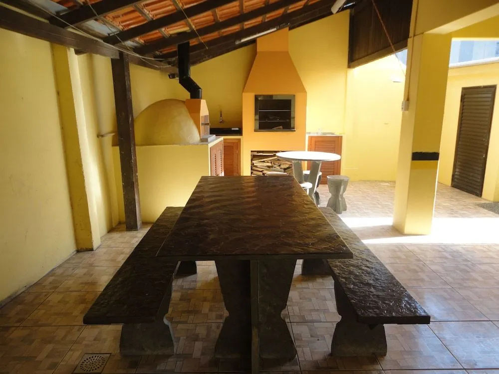 Regina Del Mare Residence Apartamentos completos para até 05 pessoas a 50 metros da praia
