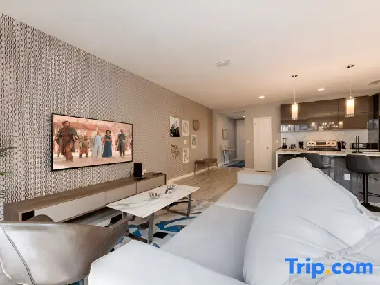 Le Reve 4 Bedroom Vacation Home  4451