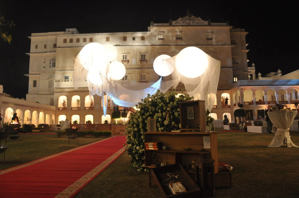 The Raj Palace (Small Luxury Hotels of the World)