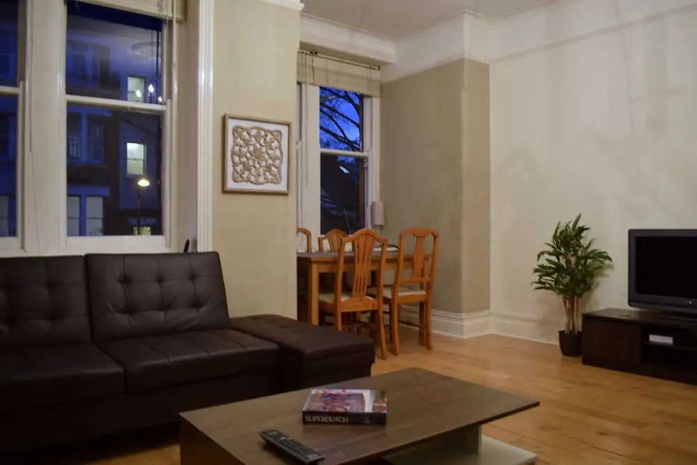 North London Spacious 2 Bedroom Apartment