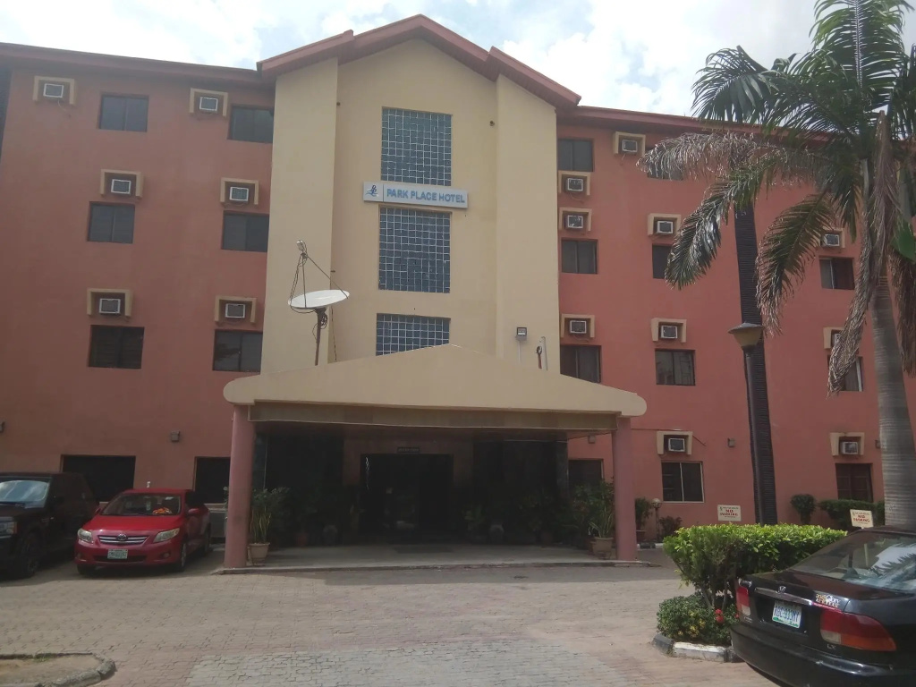 Angel Park Place Hotel