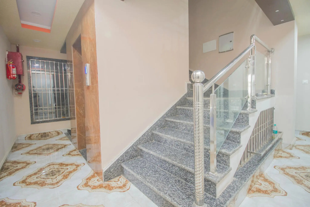 Capital O 68511 Hotel Stay In