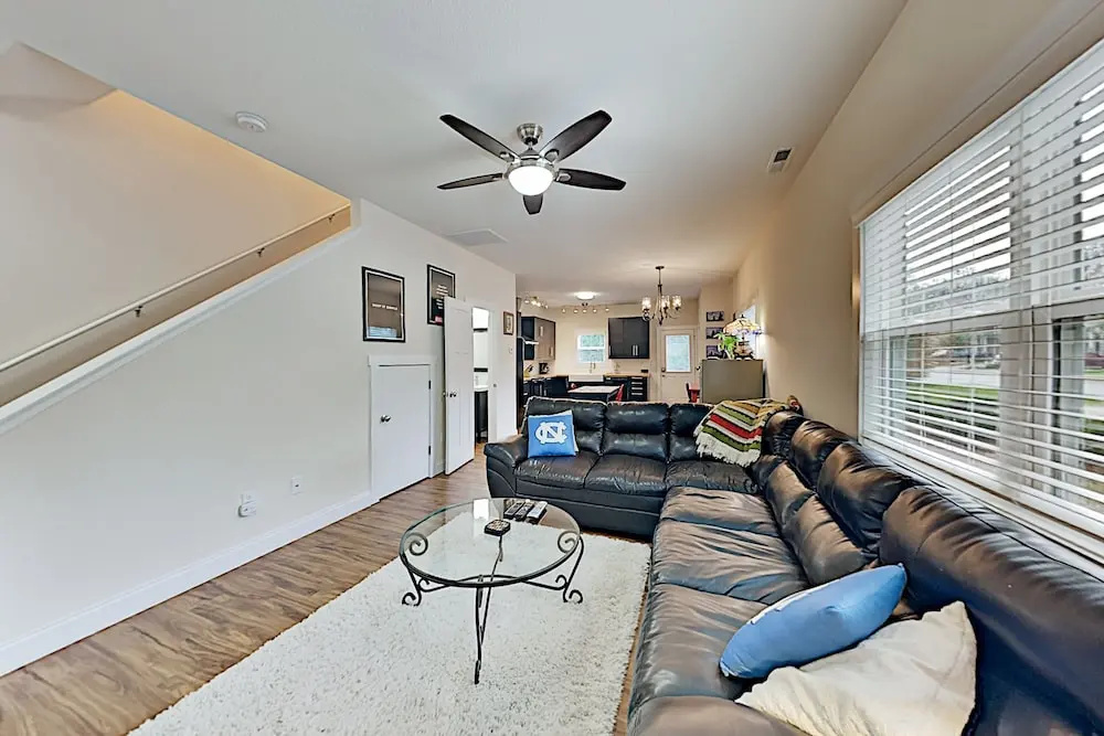12coolsp 2 Bedroom Home
