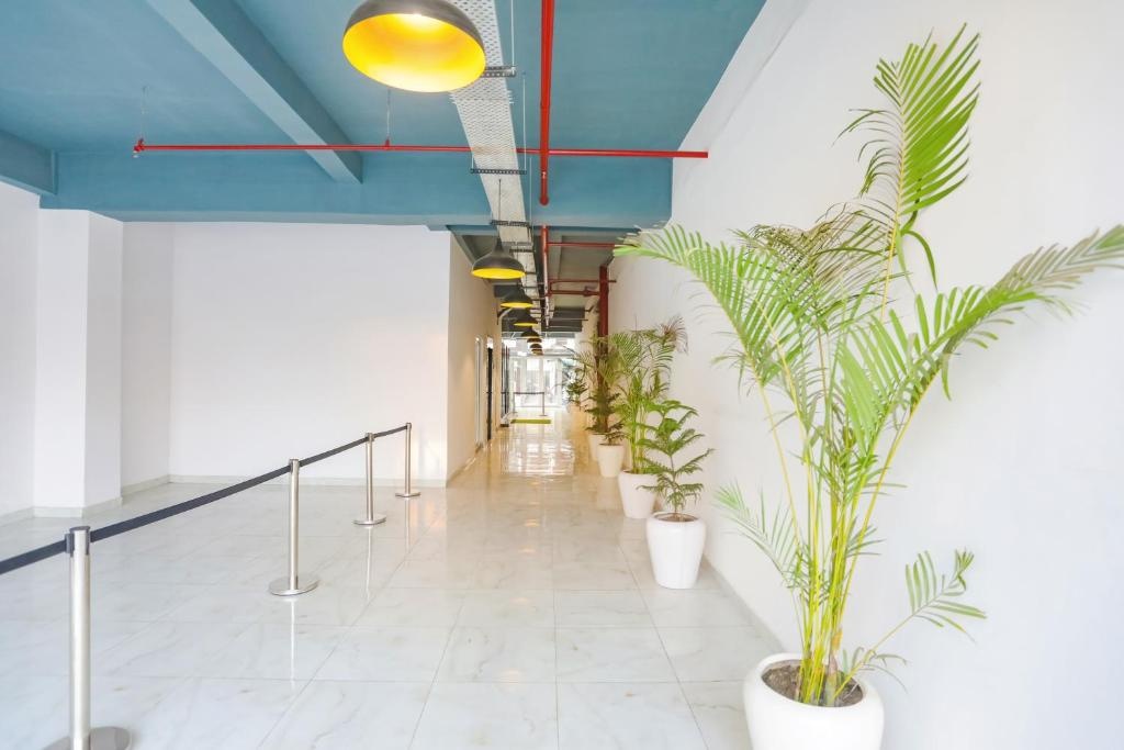 FabHotel Rasa Arcade