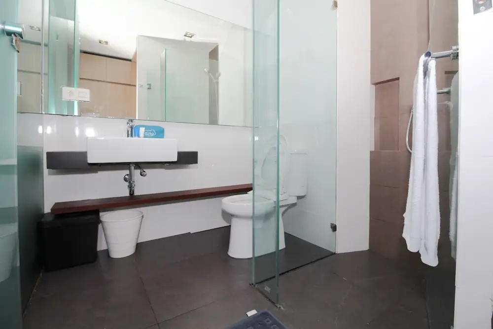 Airy Kuningan Bek Murad 73 Jakarta