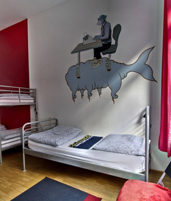 Heart of Gold Hostel & Capsules Berlin