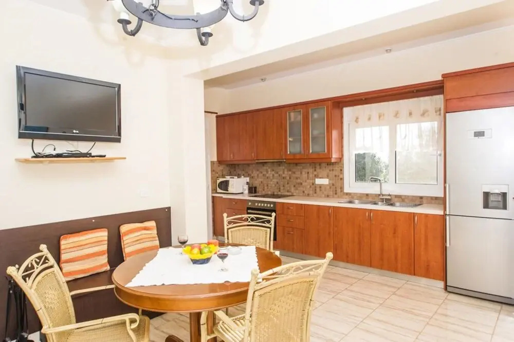 Cozy Flat In An Olive Grove Near a Sandy Beach