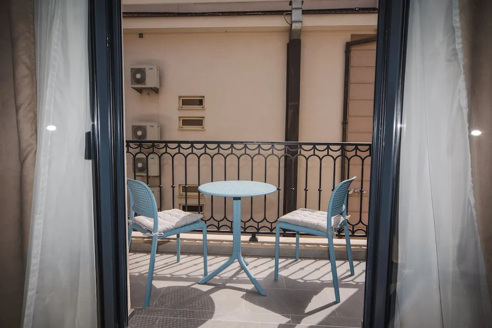 Salus Hill Condo