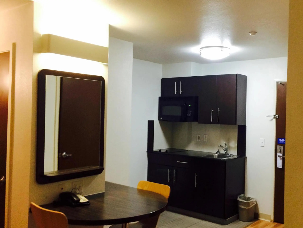 Studio 6-Orange, TX