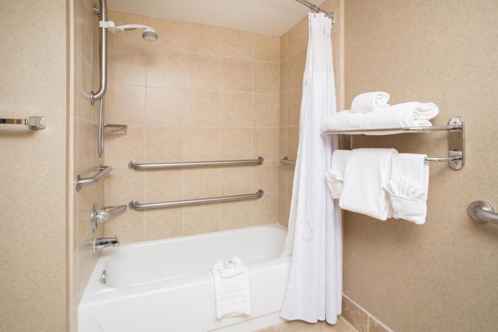 Crowne Plaza Denver International Airport