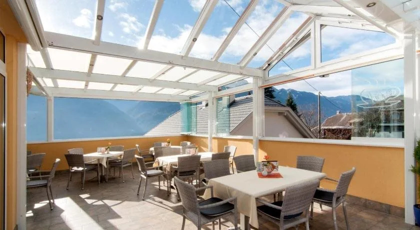 Restaurant - Café - Pension HASSLER