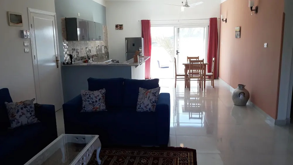 Luxury Senmut Apartments