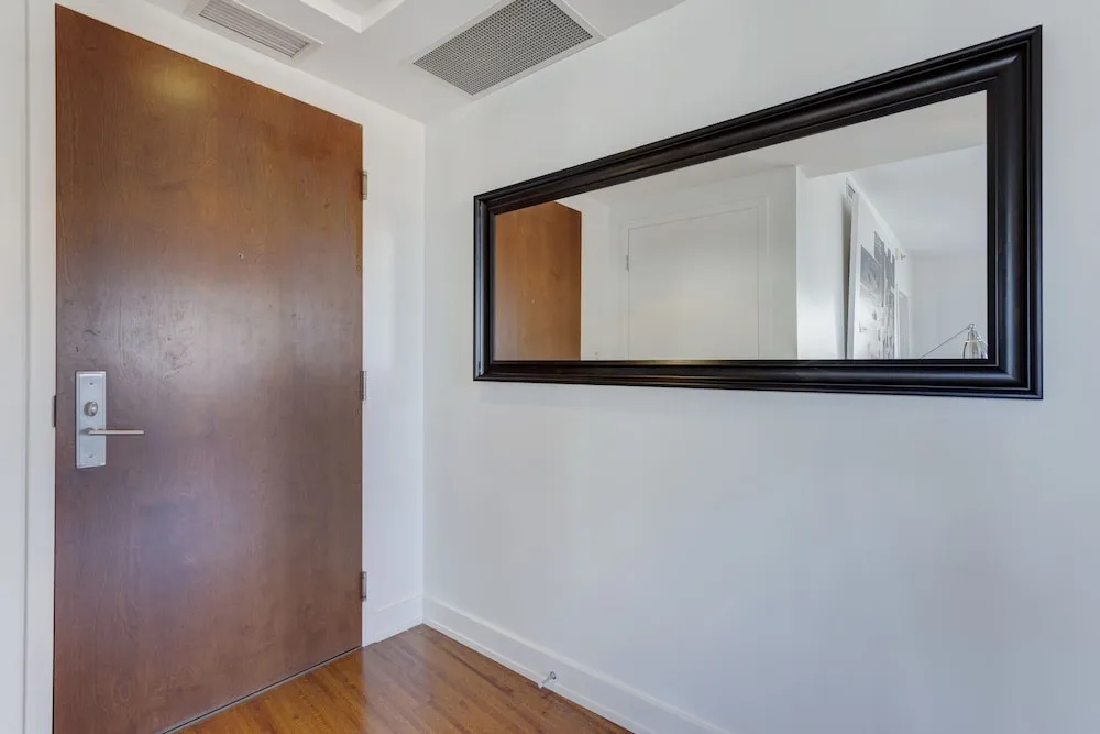 Palais-des-Congrès Furnished Suites by Hometrotting