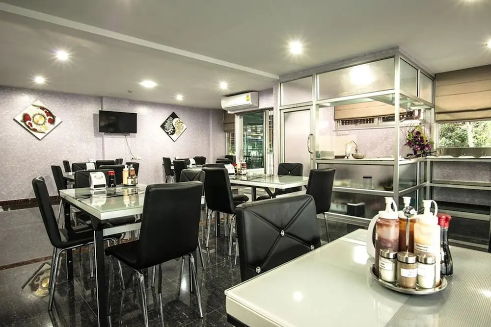 Winner Sriracha Serviced Apartment