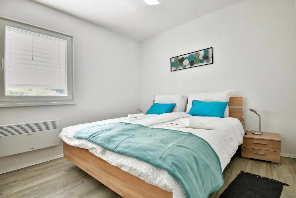 Apartments Mak