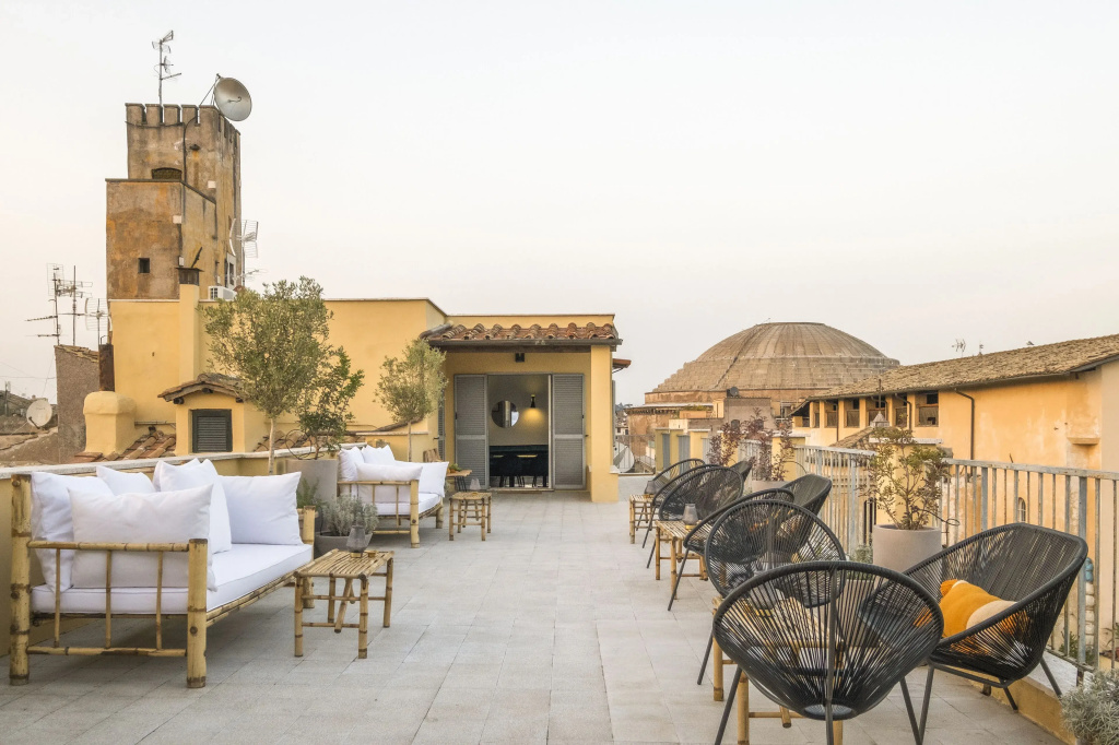 The Vista Rooms & Terrace