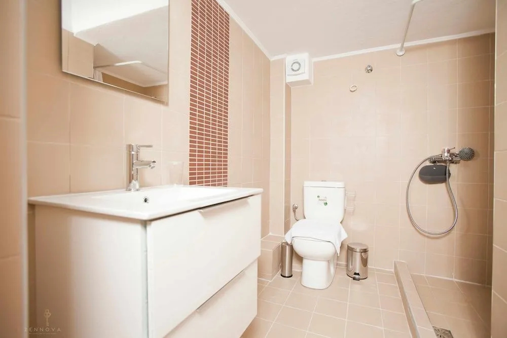 Zennova 31 Kallithea Blue Paradise