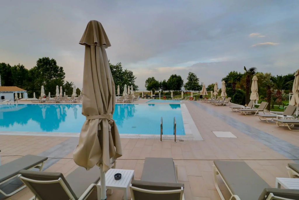 Olympian Bay Grand Resort