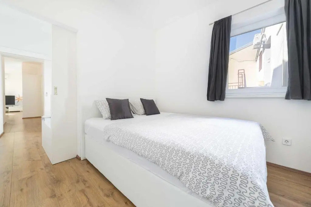 Apartments Tonka Centar