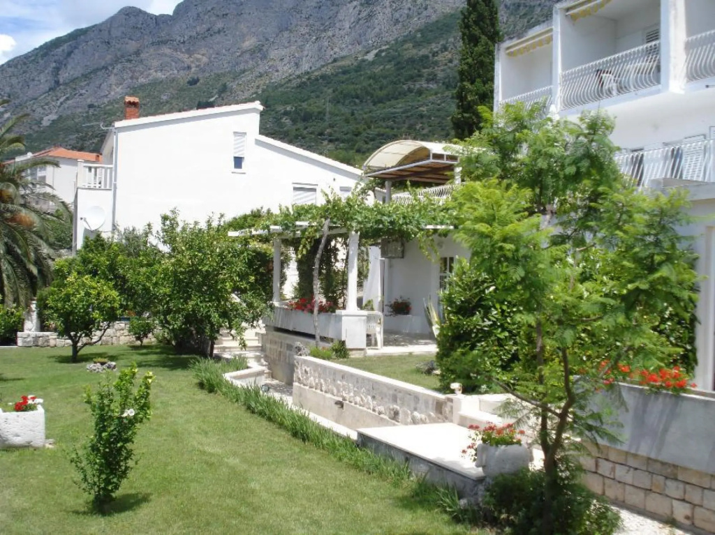 Sea View - Cosy & Comfortable - A4 Somina