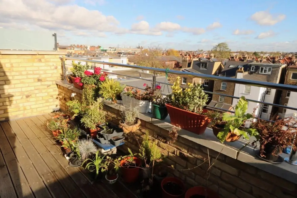 1 Bedroom Flat in Balham With Balcony