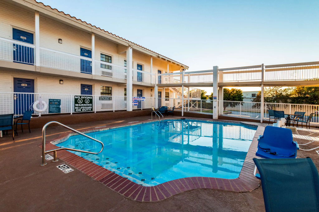 Motel 6-Euless, TX - DFW West