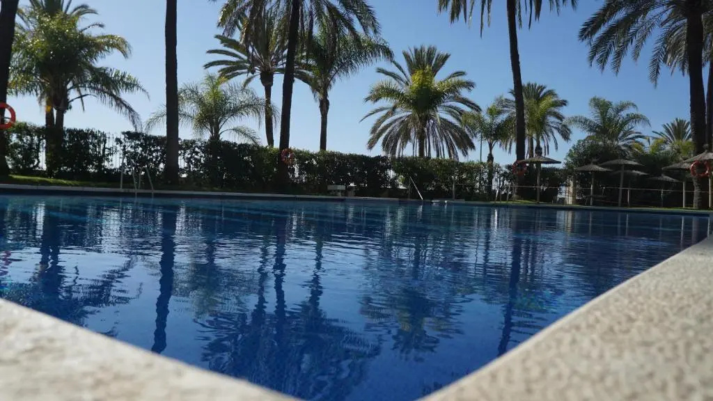 Skol 617 Beachfront Two-bedrooms Duplex With Sea Views