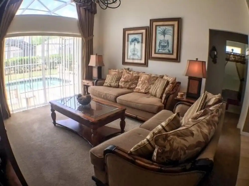 South Facing Pool Great For Families! 4 Bedroom Home by RedAwning
