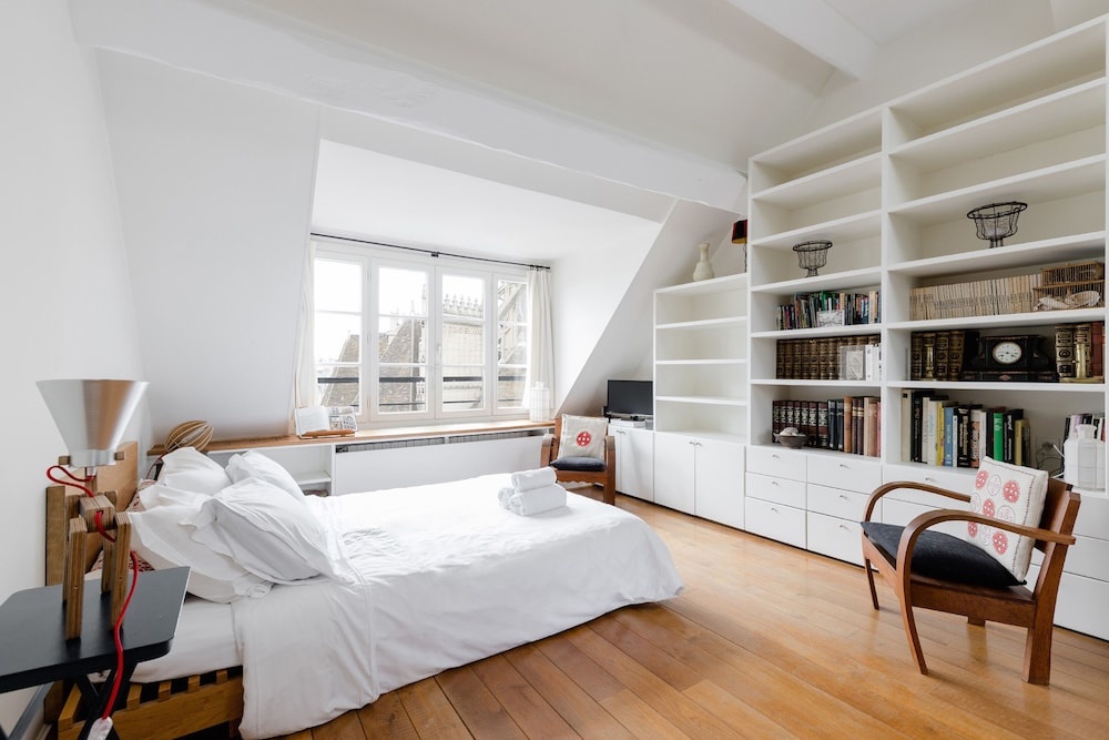 Le Marais - hôtel de Ville Apartment