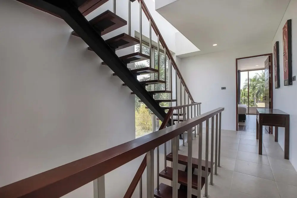 Modern 3BR Pool Access Villa Argent 6
