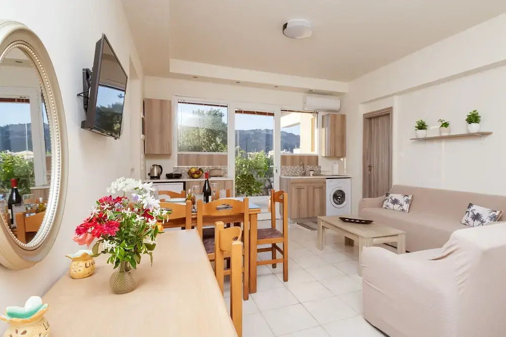 Artemis Fani Apartments