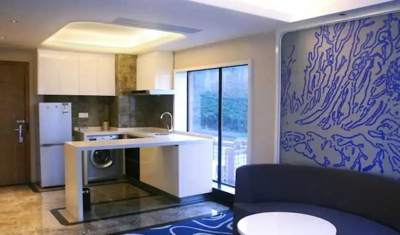 Haohai Hotel and Residence