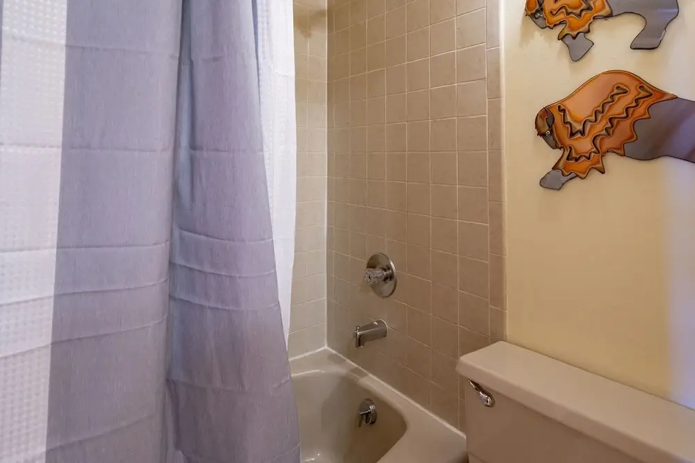 Phoenix 208 4 Bedroom Townhouse by RedAwning