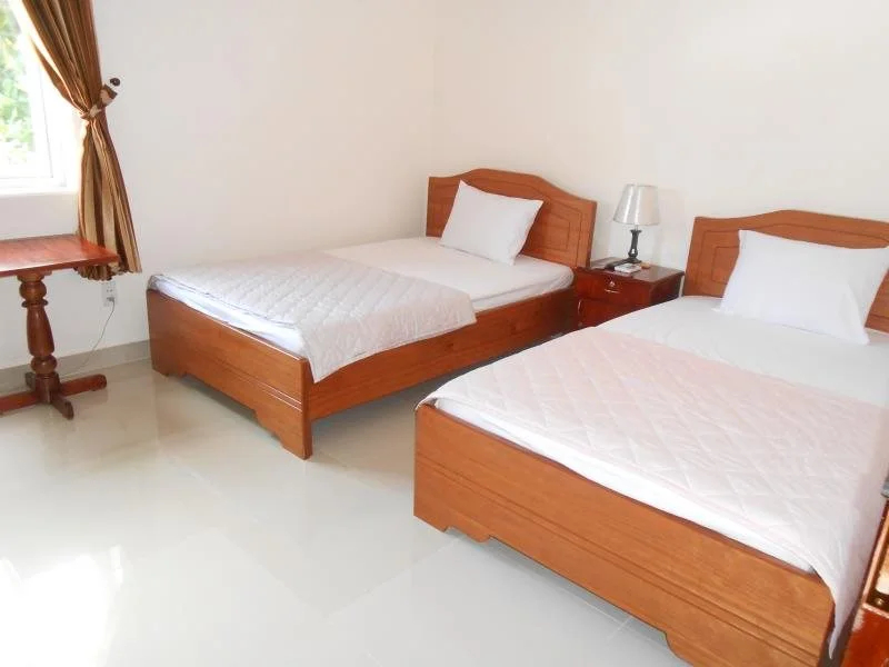 Con Son Island Hotel