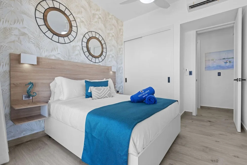 NOK Bright 2BR Apartment at The Towers by Vistacana