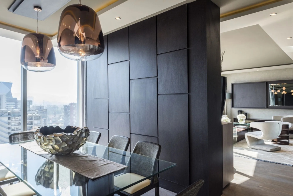 Icon Hotel