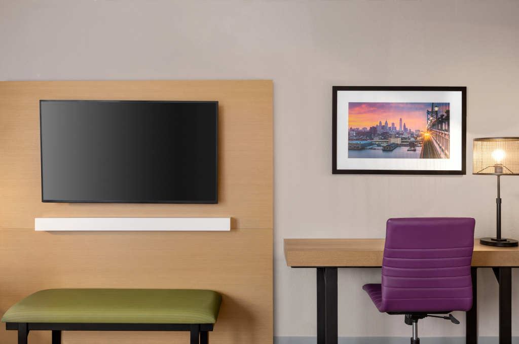 Holiday Inn Philadelphia Arpt-Stadium Area by IHG