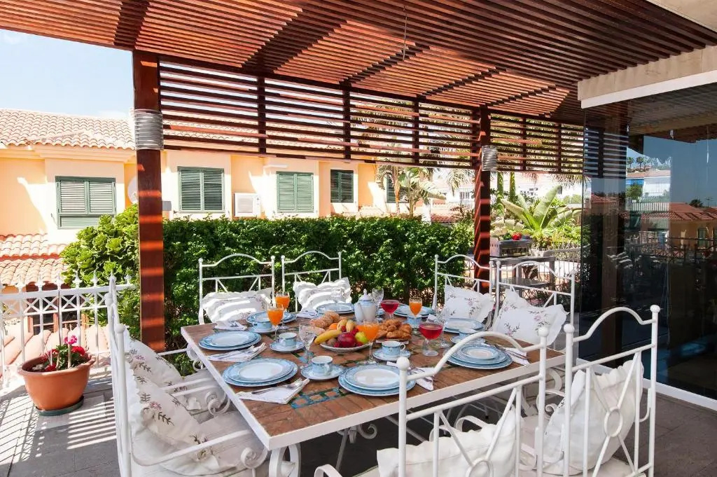 Sonnenland House for 12 by VillaGranCanaria