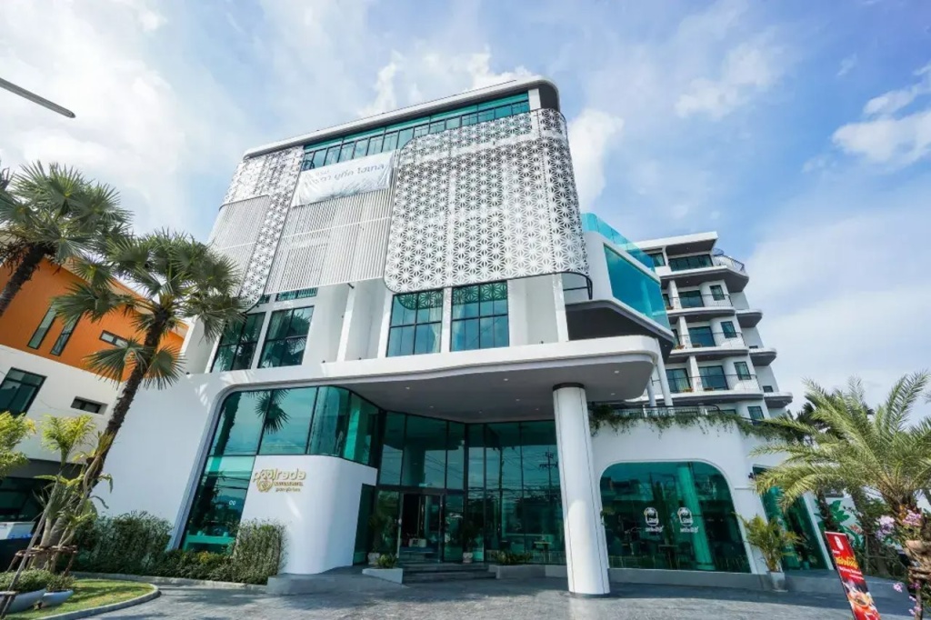 Poolrada Boutique Hotel - SHA Plus
