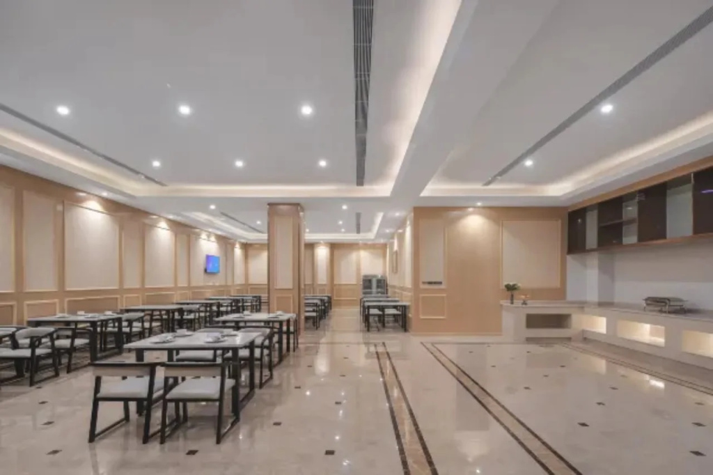 Holiday Inn Express Hai'an Railway Station by IHG