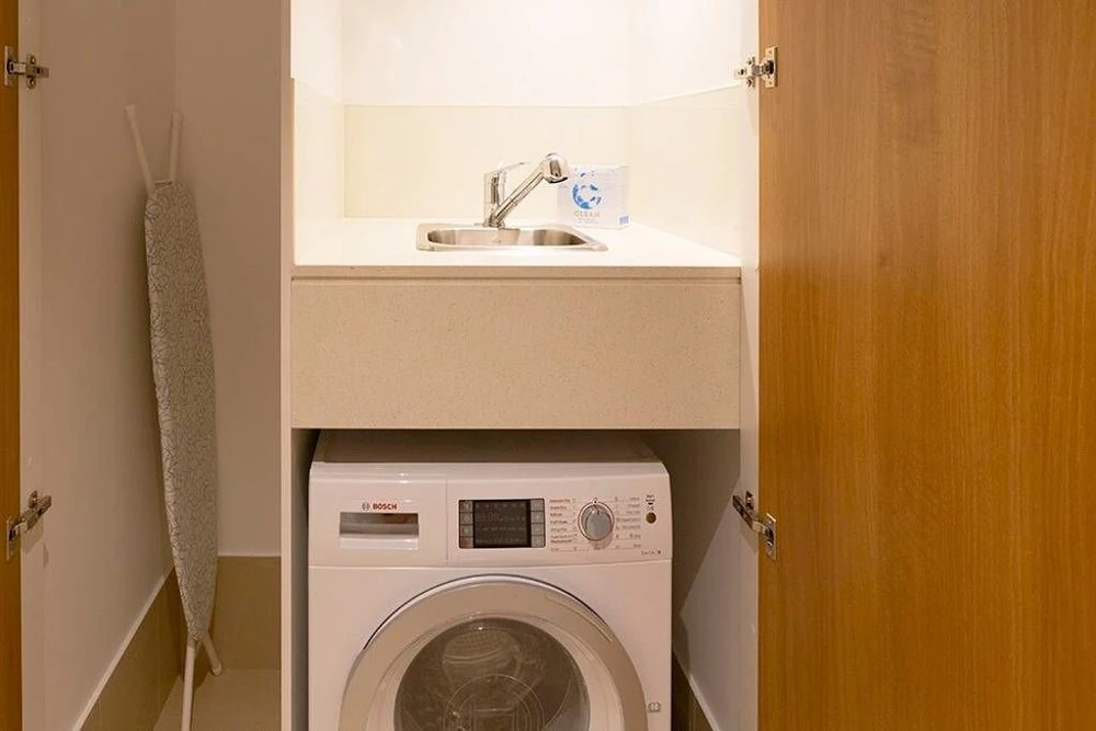 Compact Brisbane Pad With 2 Bedrooms
