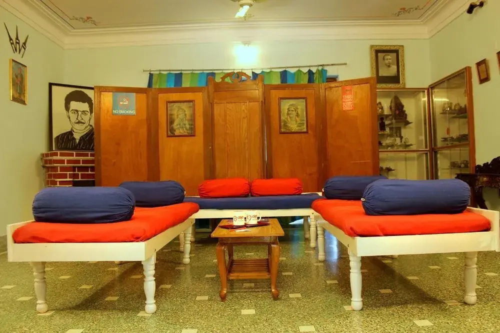 Hotel Ambavgarh Palace