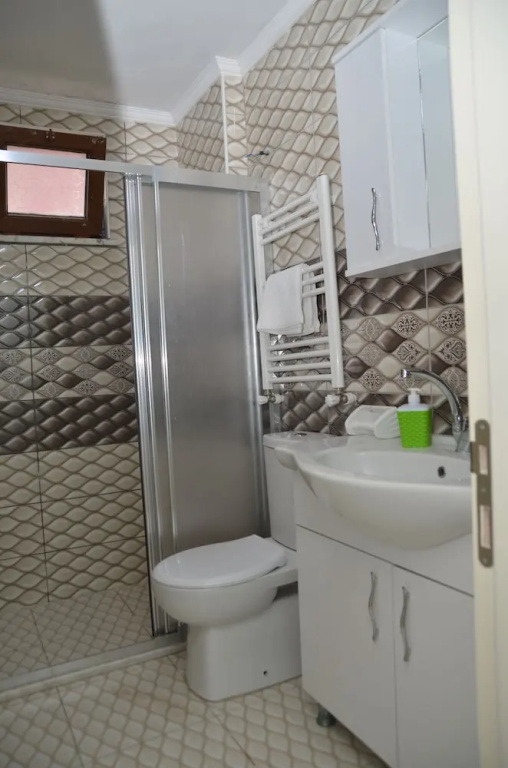 Fi Suite Hotel