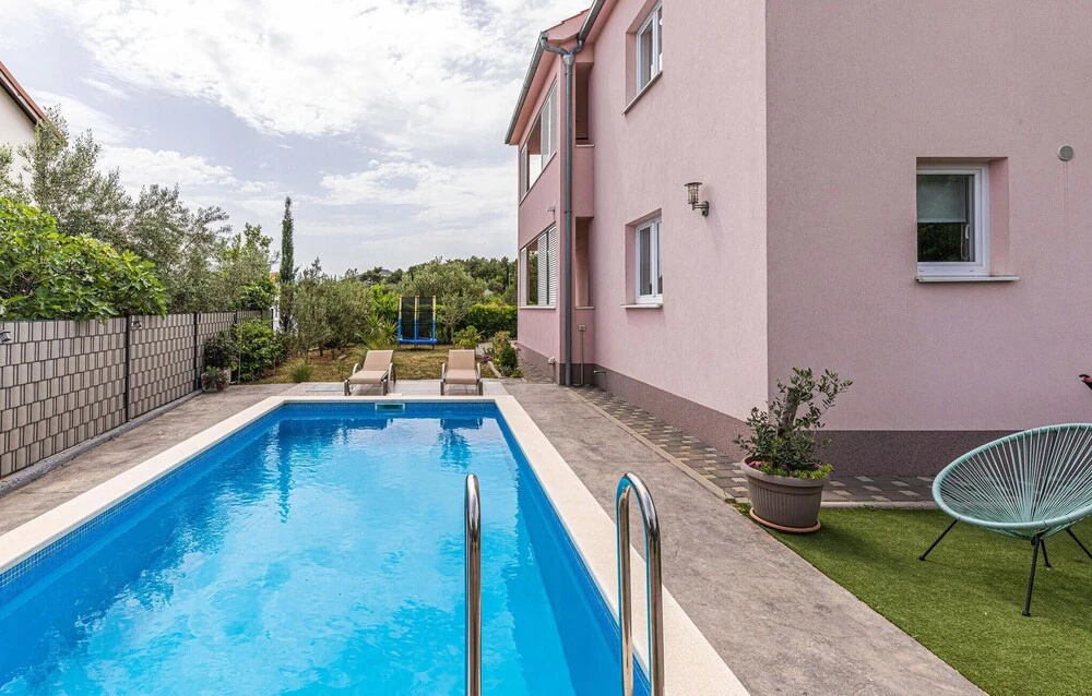 Amazing Home in Kastel Novi With Wifi and 3 Bedrooms