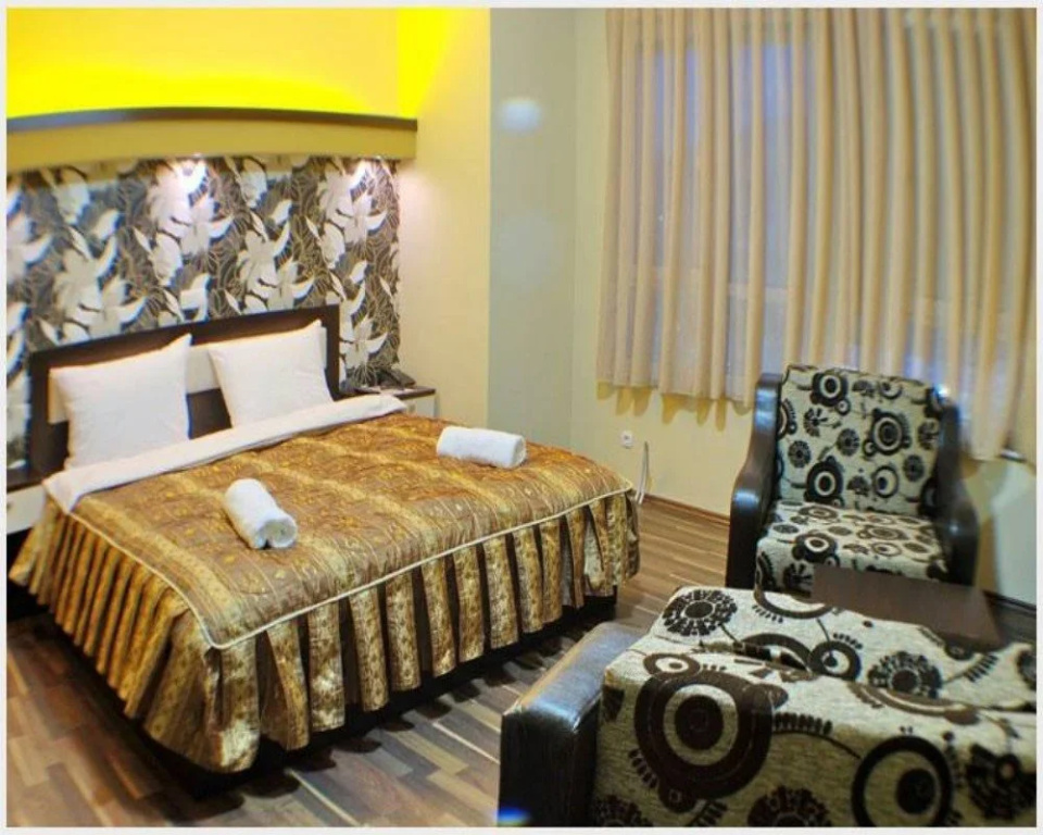 HOTEL ALBES