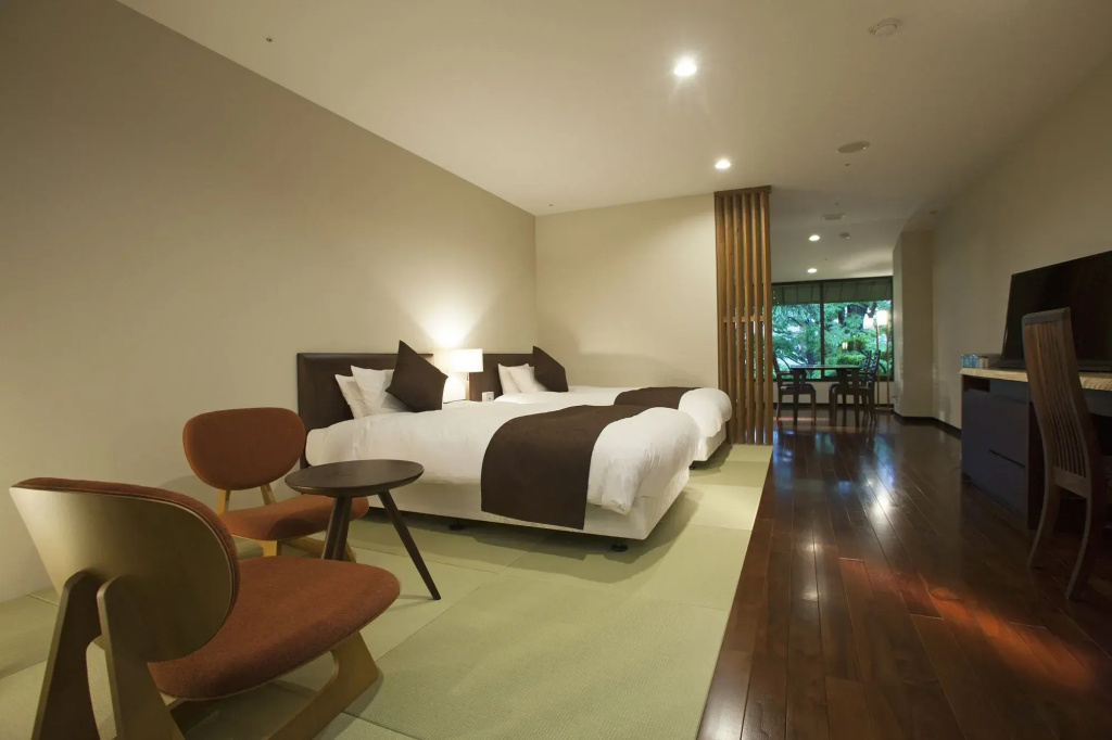 Nagaragawa Seiryu Hotel