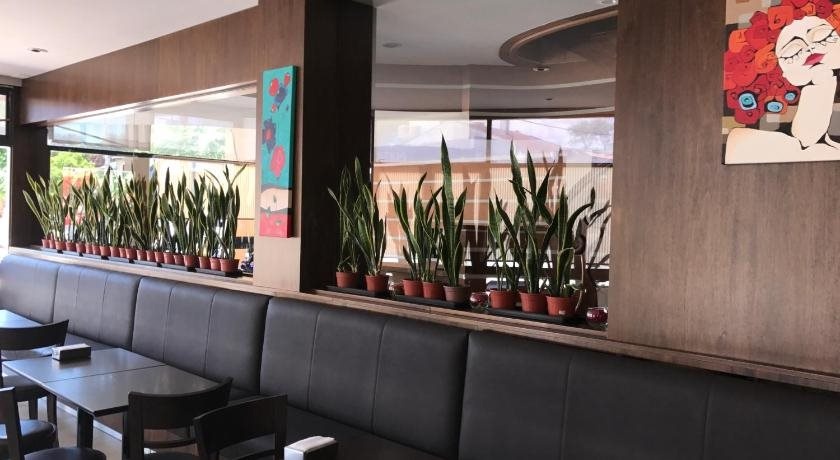 Hotel Don Carlos