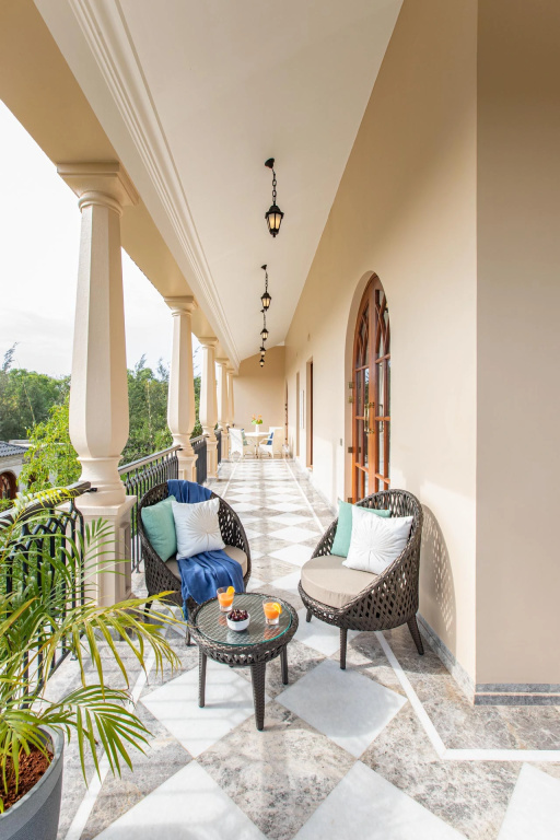 LohonoStays Sacri Borod Hill 8